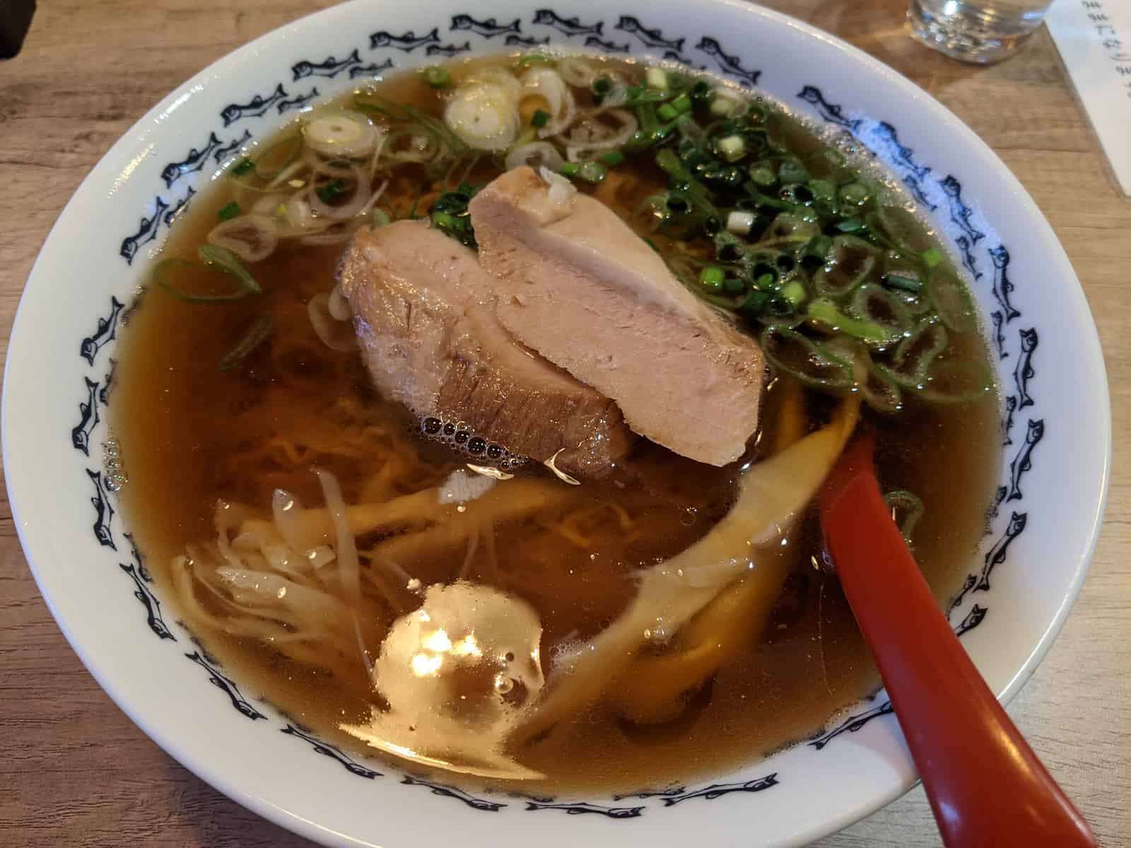 串とろさんの八戸ラーメン