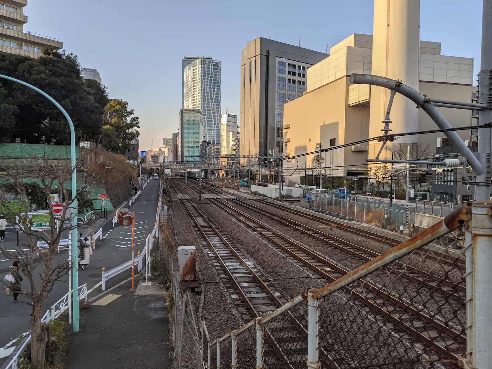 渋谷恵比寿区間の陸橋